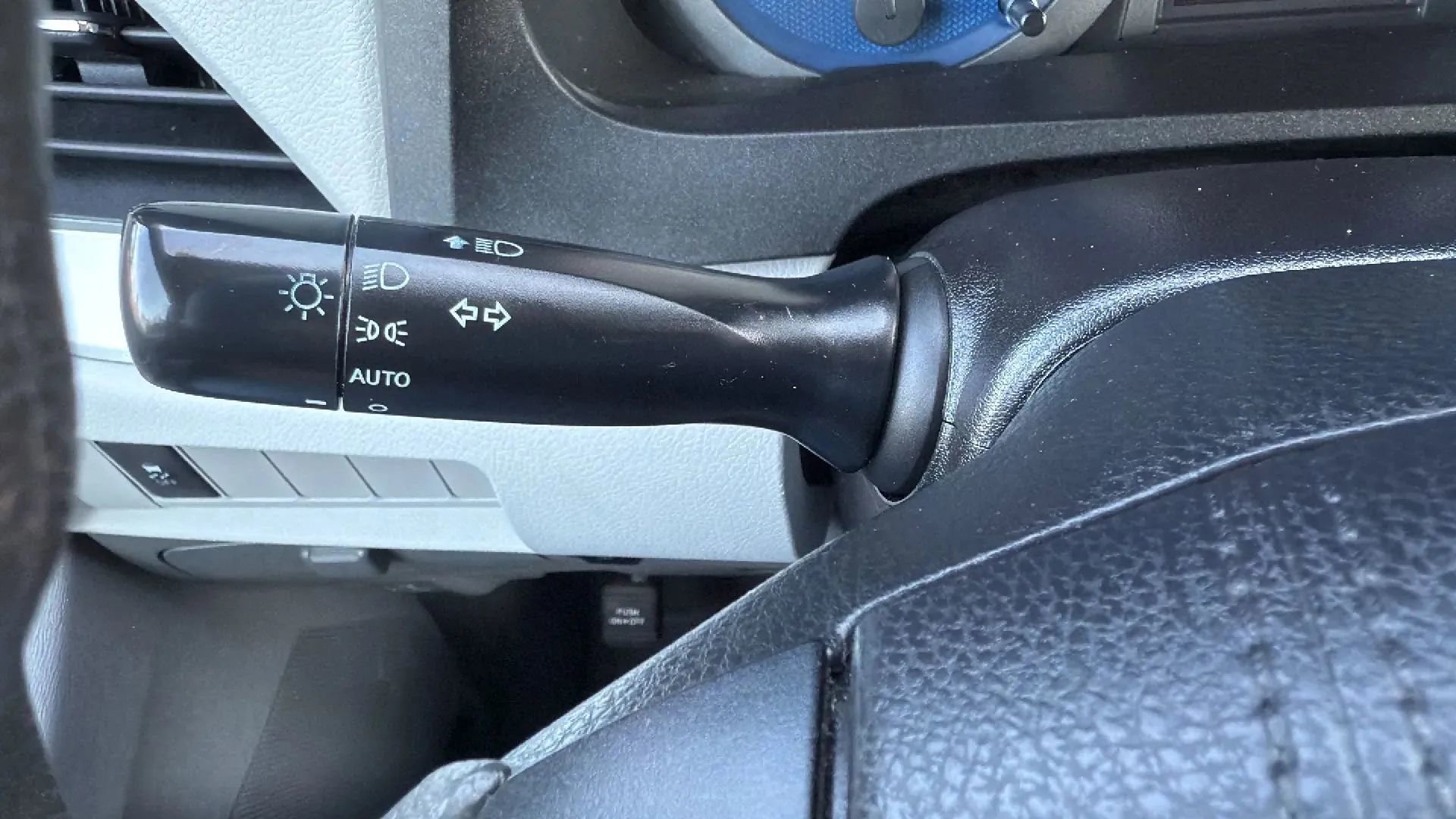 Used 2020 Toyota Sienna LE FWD image 14