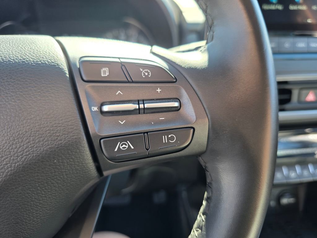 Certified 2023 Hyundai Kona SEL w/ Convenience Package image 25