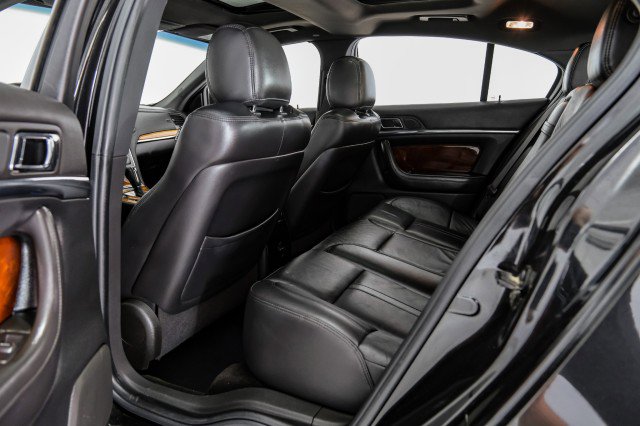 Used 2015 Lincoln MKS w/ Equipment Group 101A image 38