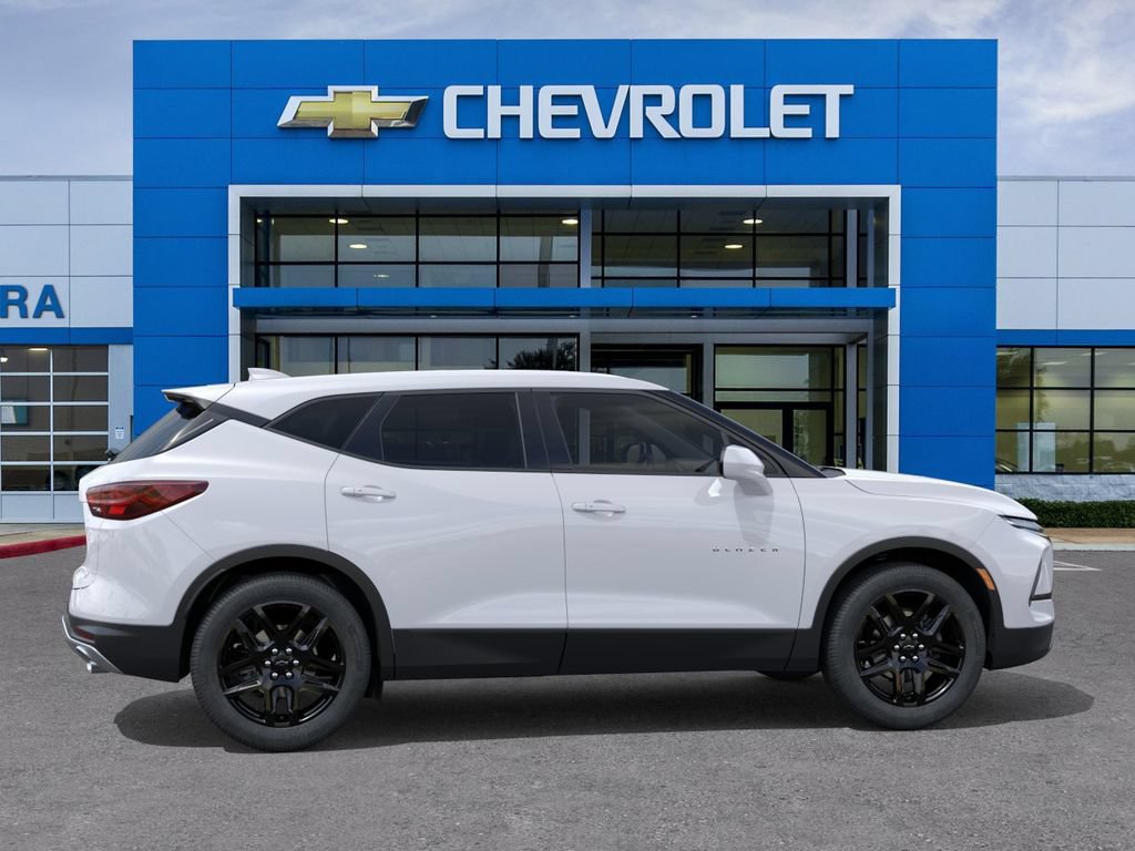 New 2026 Chevrolet Blazer LT FWD image 5