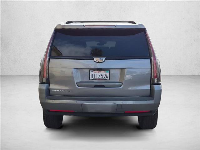 Used 2020 Cadillac Escalade Luxury w/ Escalade Sport Edition AWD/4WD image 8
