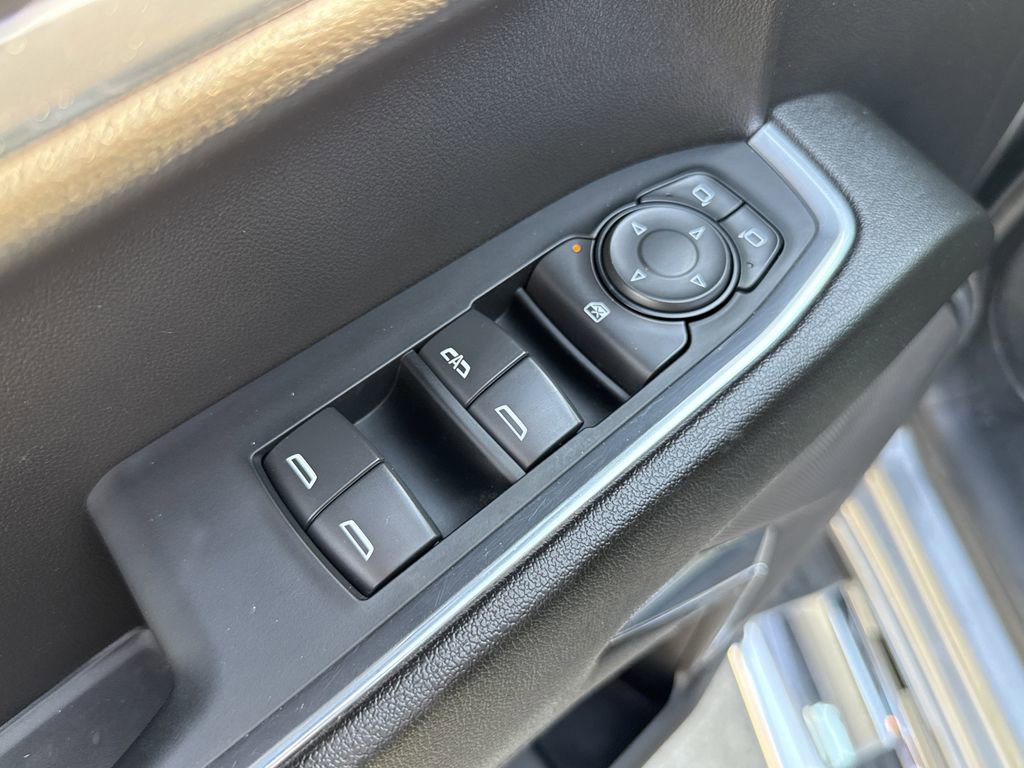 Used 2024 Chevrolet Silverado 1500 LT w/ Z71 Off-Road Package image 11