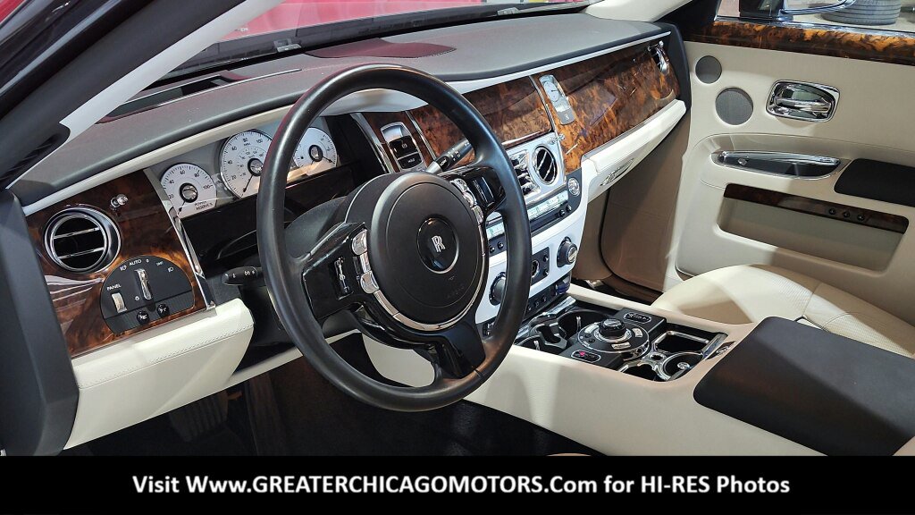 Used 2013 Rolls-Royce Ghost RWD image 13