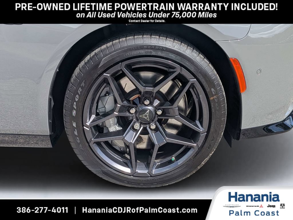 Used 2026 Dodge Charger Scat Pack w/ Blacktop Package AWD/4WD image 11