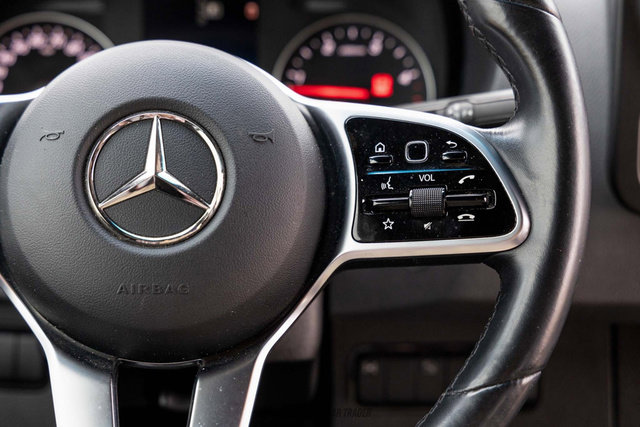 Used 2021 Mercedes-Benz Sprinter 2500 image 28