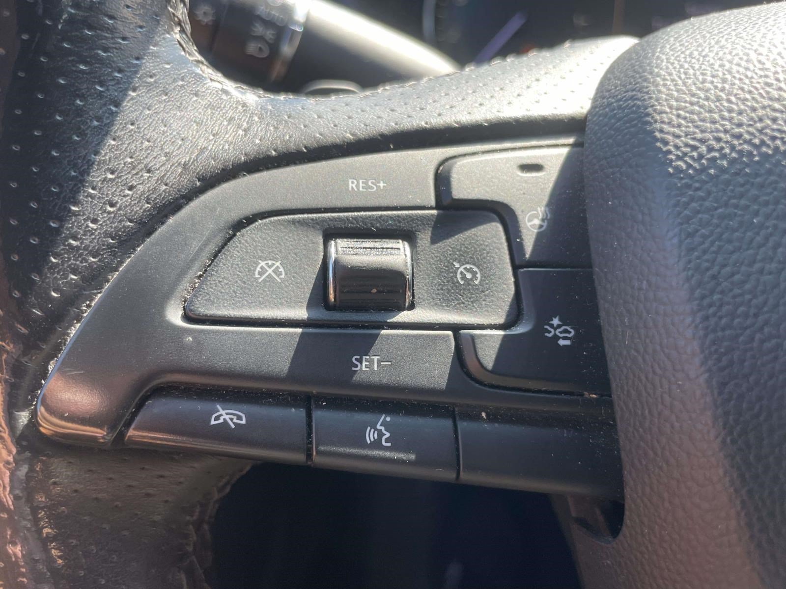 Used 2019 Cadillac XT4 Sport FWD image 21