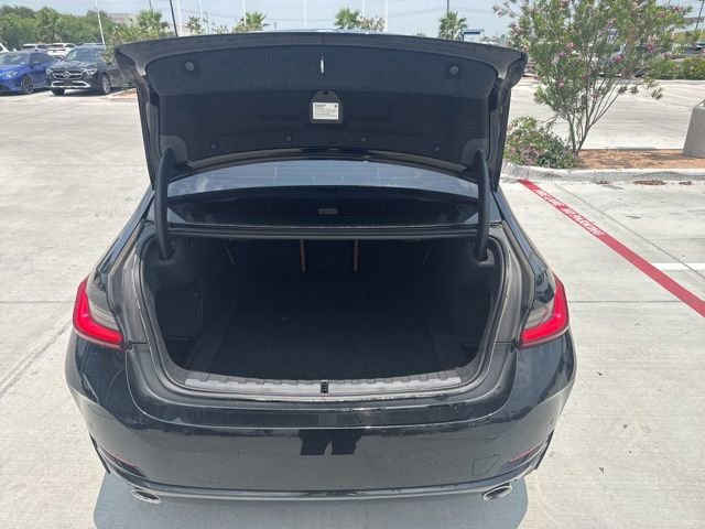 Used 2023 BMW 330i Sedan w/ Convenience Package RWD image 6