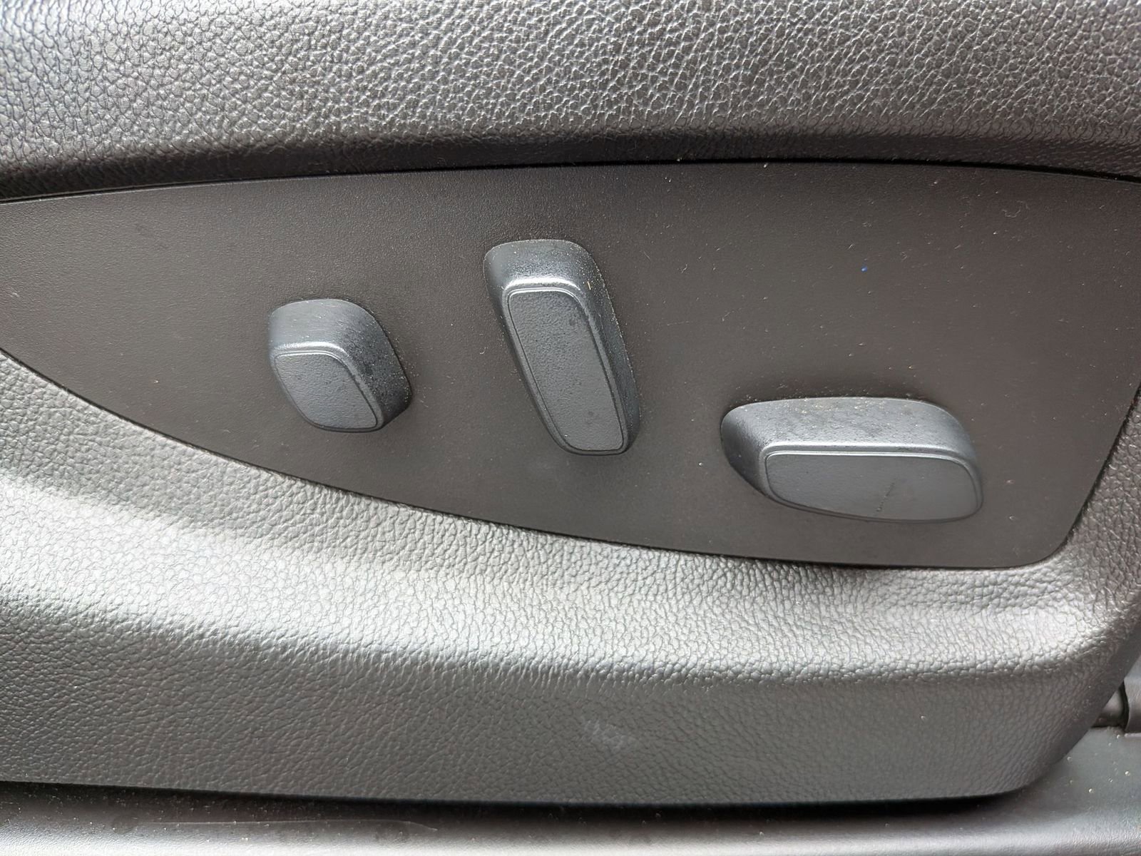 Used 2019 Chevrolet Silverado 3500 LTZ w/ Duramax Plus Package image 39