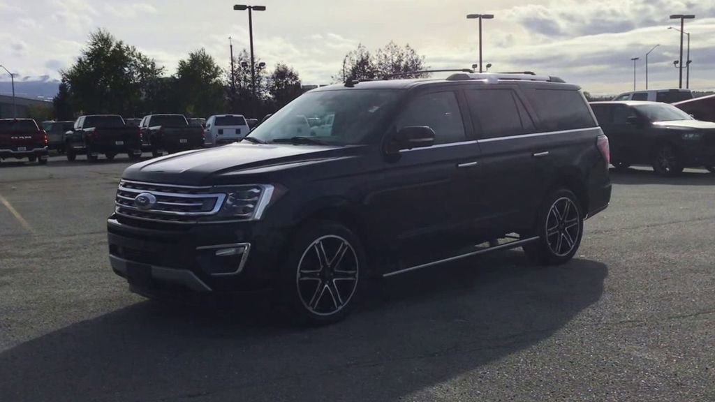 Used 2021 Ford Expedition Limited image 4