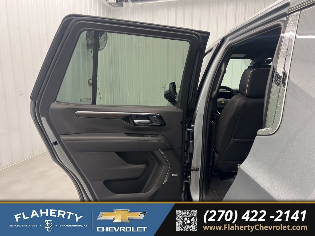 Used 2025 Chevrolet Tahoe Premier image 10