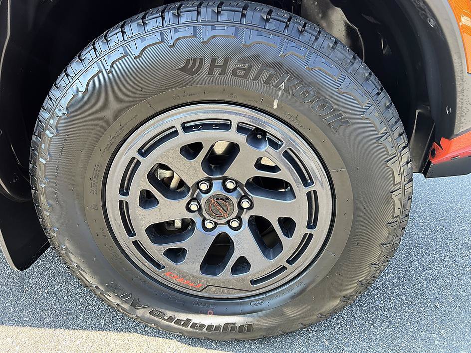 Certified 2025 Nissan Frontier PRO-4X w/ Pro Premium Package AWD/4WD image 12