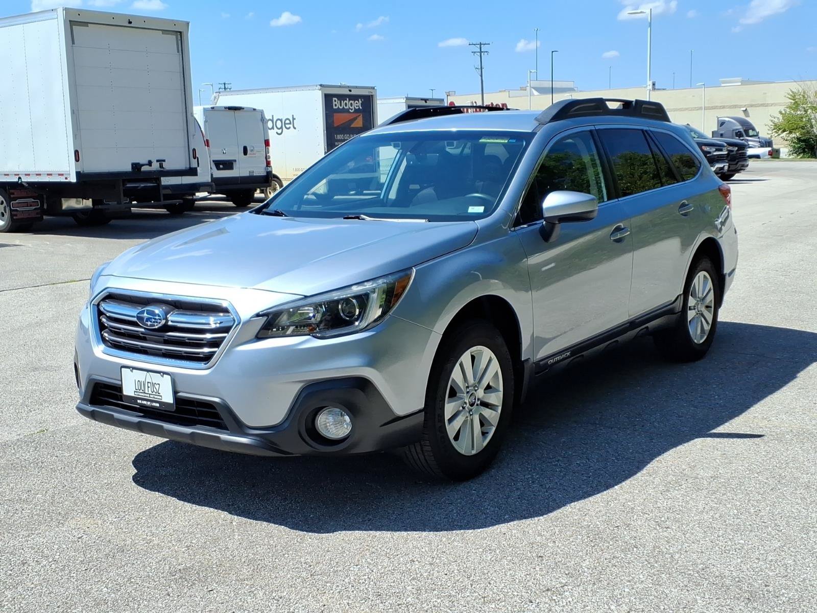 Used 2019 Subaru Outback 2.5i Premium AWD/4WD image 2