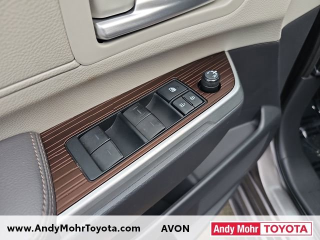Used 2022 Toyota Sienna XLE w/ XLE Plus Package image 12