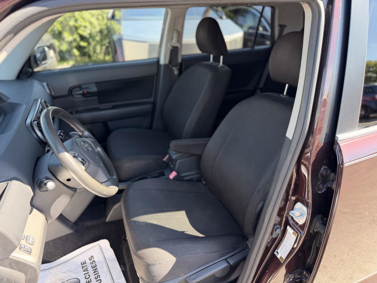 Used 2008 Scion xB FWD image 25
