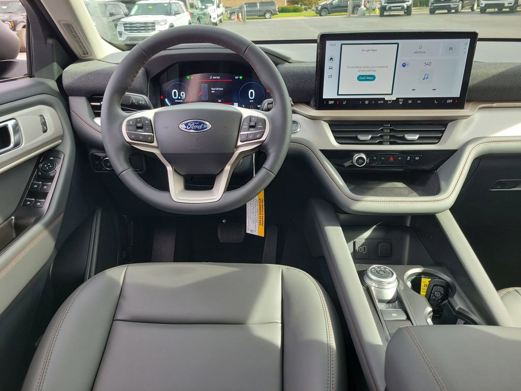 New 2026 Ford Explorer Active w/ Active Comfort Package image 12