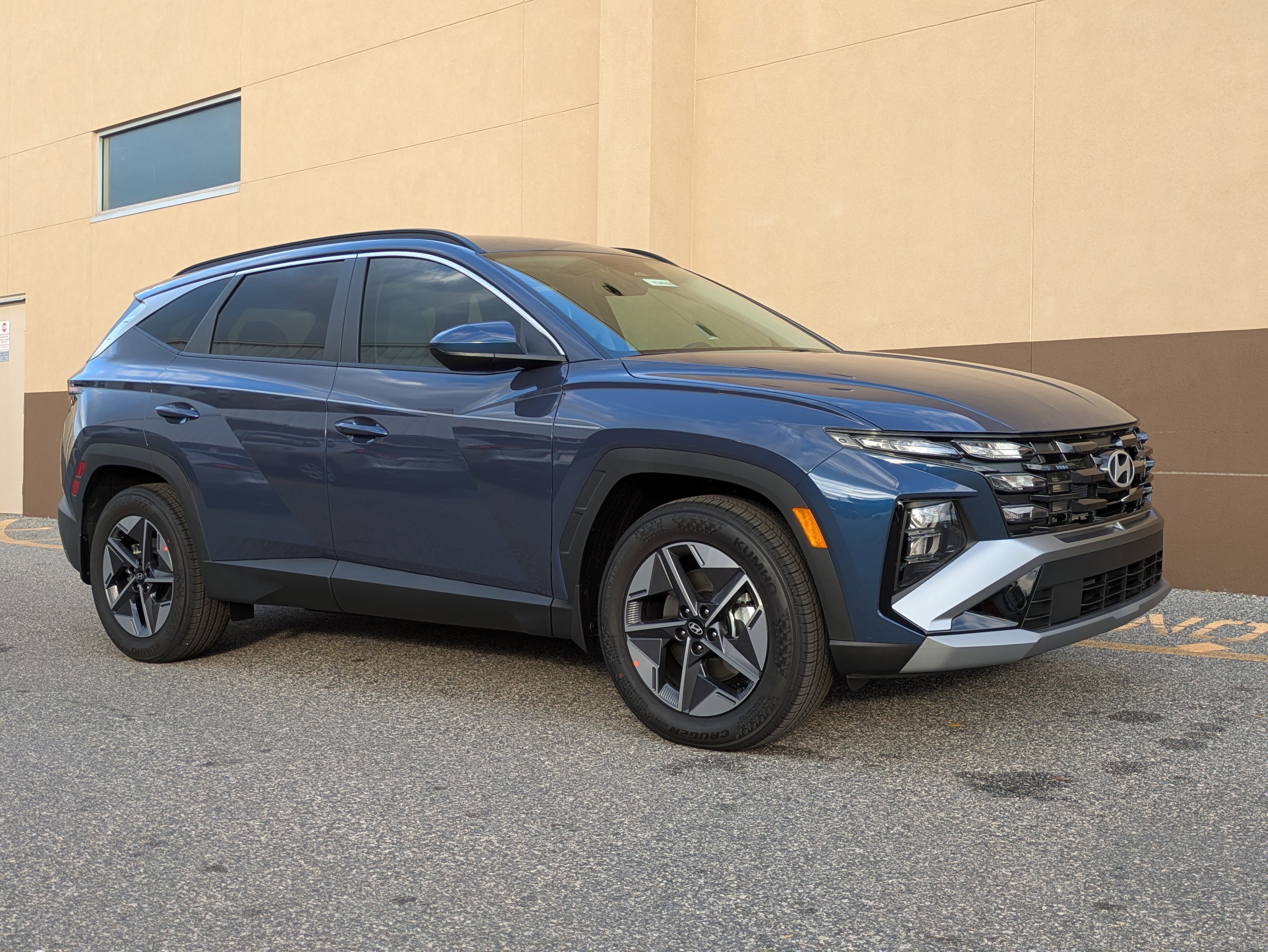 New 2026 Hyundai Tucson SEL image 1