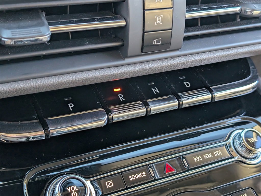 Used 2022 Lincoln Corsair AWD w/ Premium Package image 30