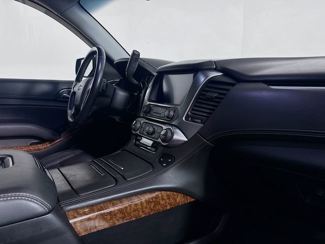 Used 2019 Chevrolet Suburban Premier AWD/4WD image 35