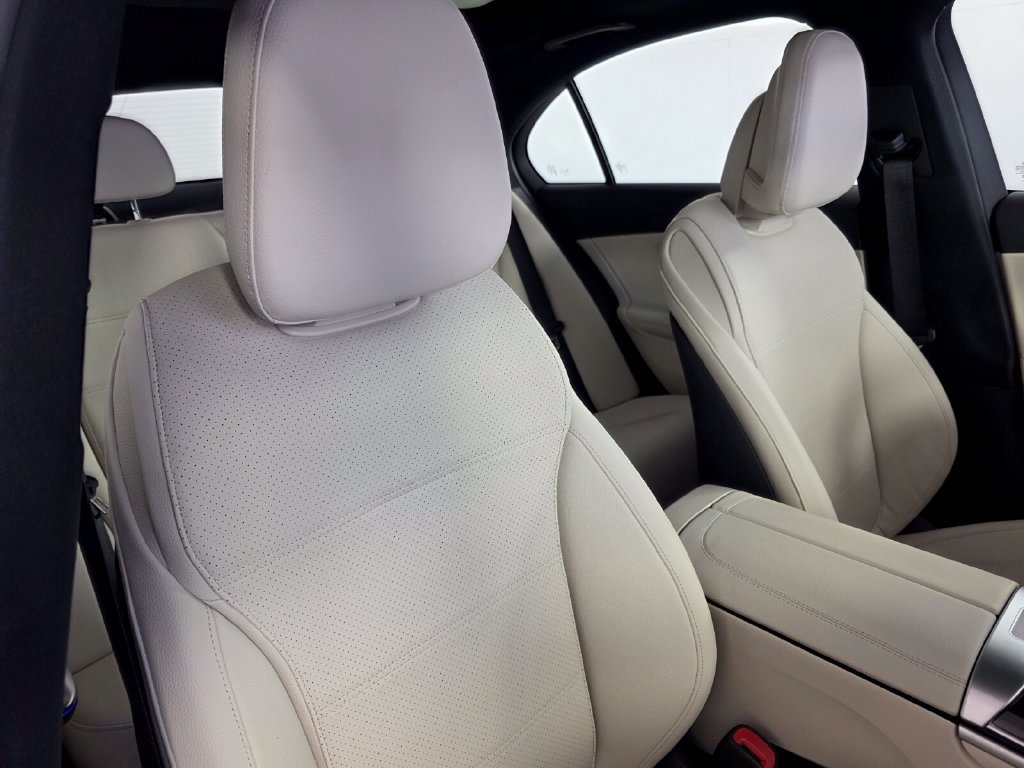 Certified 2024 Mercedes-Benz C 300 Sedan image 29