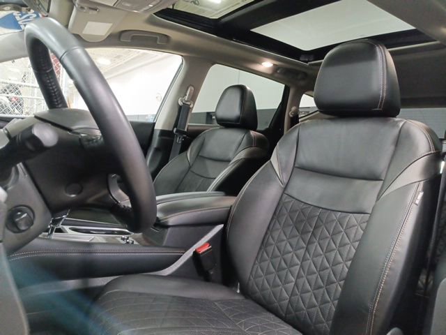 Certified 2023 Nissan Murano Platinum w/ Cargo Package image 13