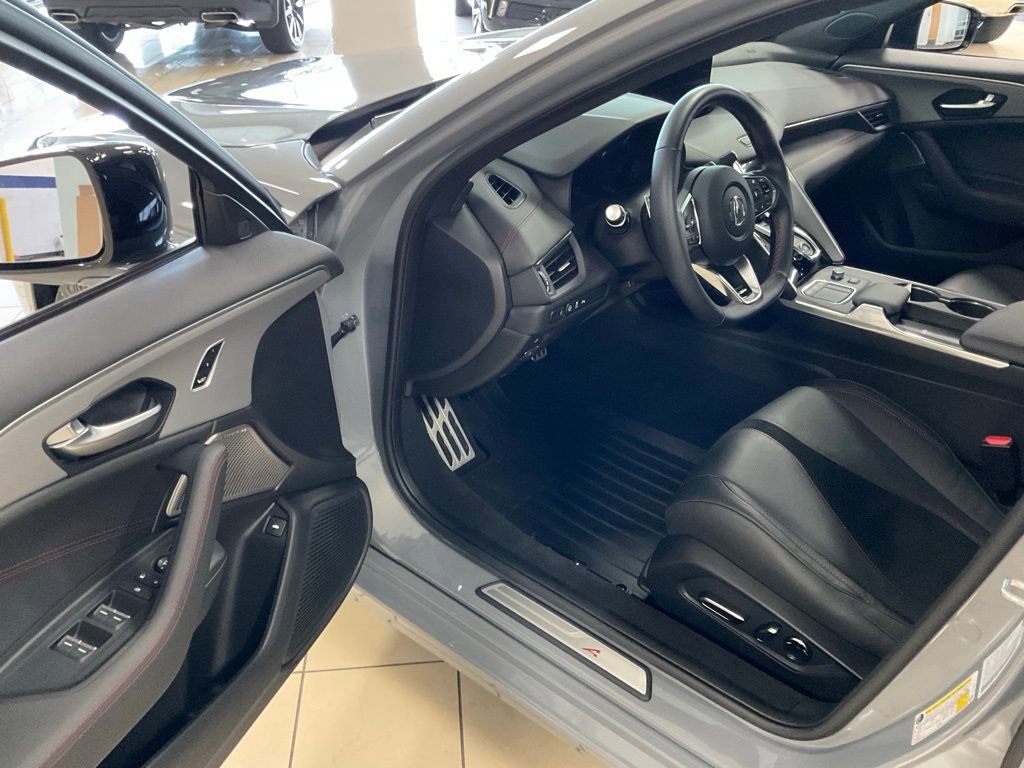 Used 2025 Acura TLX SH-AWD w/ A-SPEC Pkg image 10