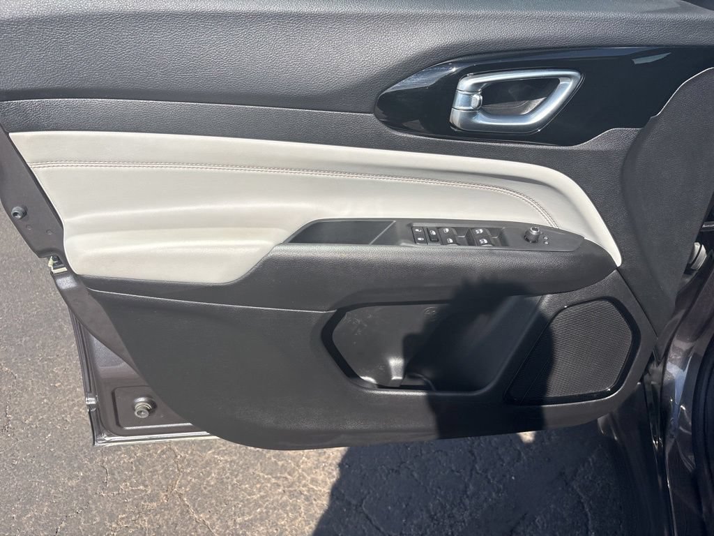Certified 2023 Jeep Compass Limited AWD/4WD image 13