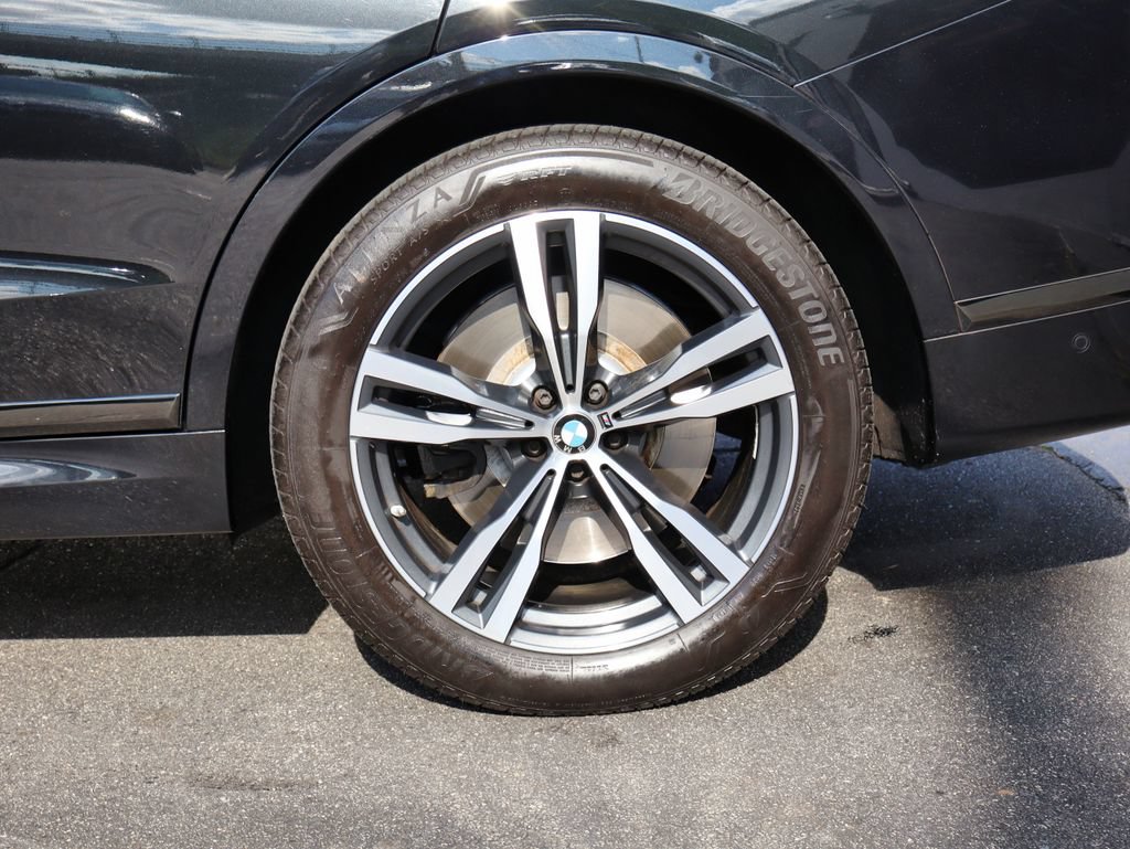 Used 2021 BMW X7 M50i w/ Dynamic Handling Package AWD/4WD image 84