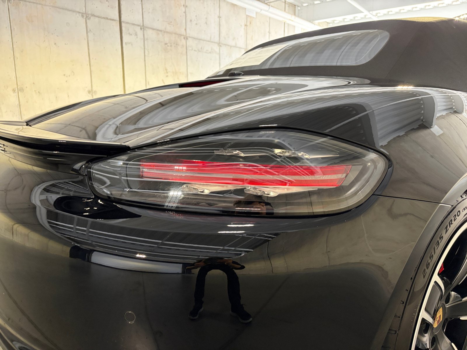 Certified 2025 Porsche 718 Boxster S RWD image 15