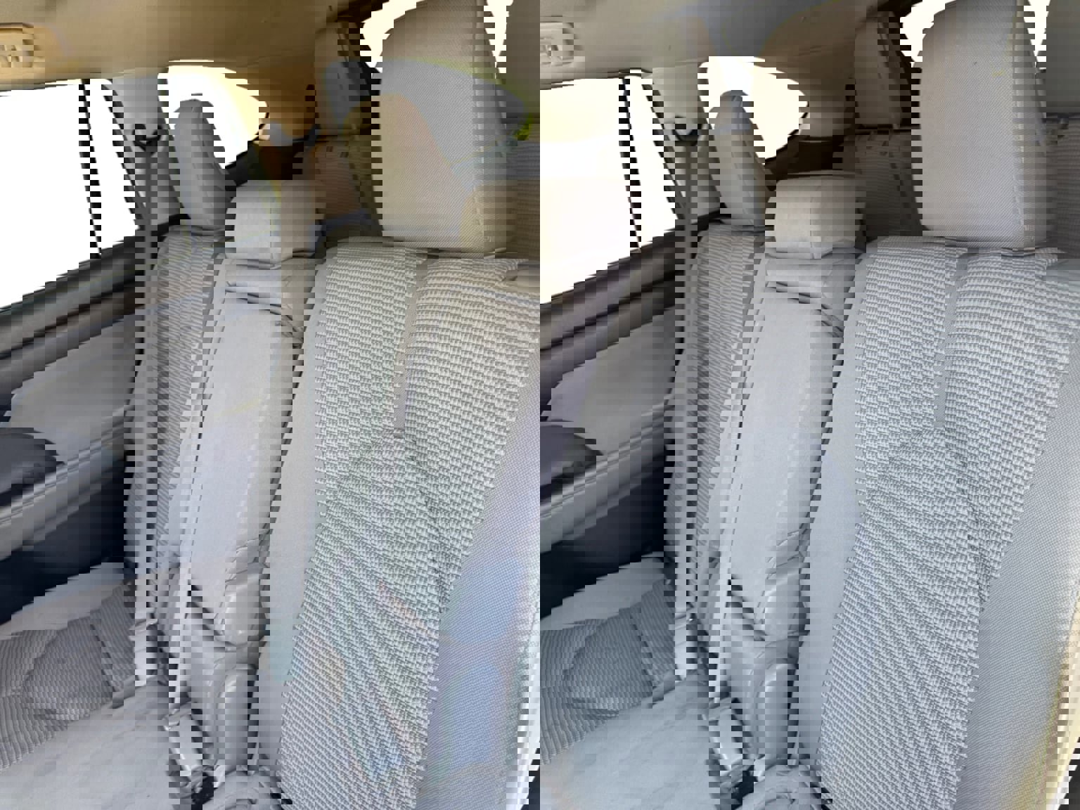 Used 2021 Toyota Highlander LE image 38