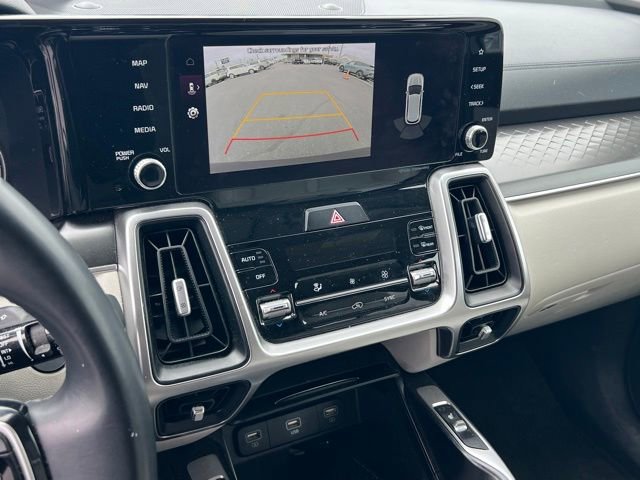 Certified 2022 Kia Sorento S FWD image 22