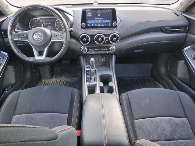 Used 2023 Nissan Sentra SR w/ Midnight Edition Package FWD image 9