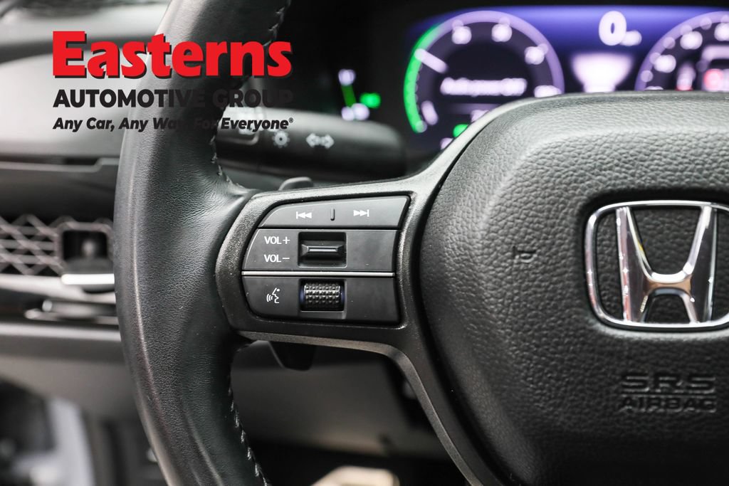Used 2025 Honda Accord Sport image 15