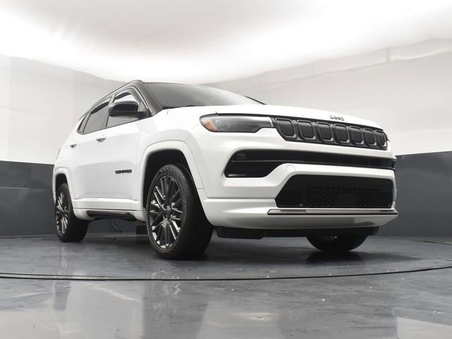 Used 2022 Jeep Compass High Altitude AWD/4WD image 19