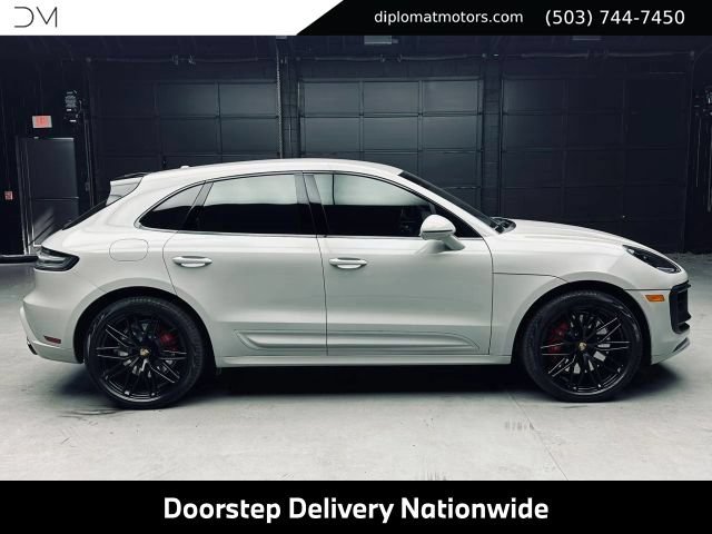 Used 2022 Porsche Macan GTS AWD/4WD image 8