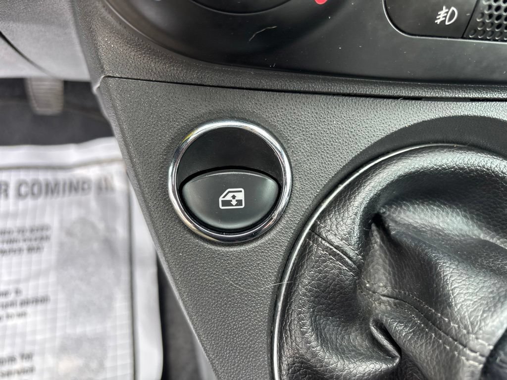 Used 2012 FIAT 500 Sport w/ Safety & Sound Pkg FWD image 19