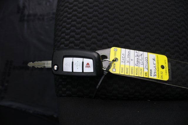 Used 2020 Nissan Rogue Sport S image 7