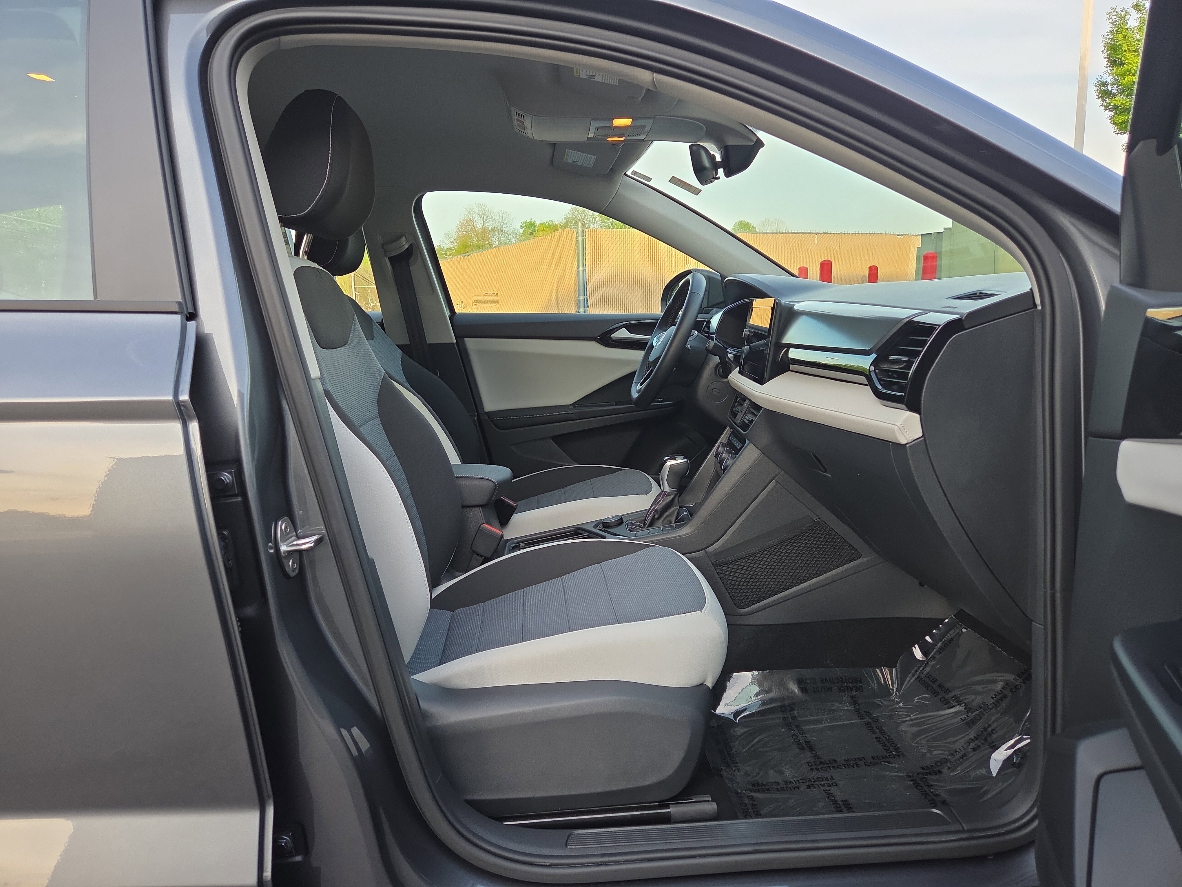 Certified 2025 Volkswagen Taos S image 25