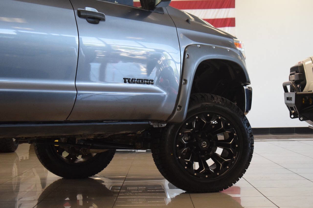 Used 2016 Toyota Tundra SR5 w/ TRD Off Road Package AWD/4WD image 43