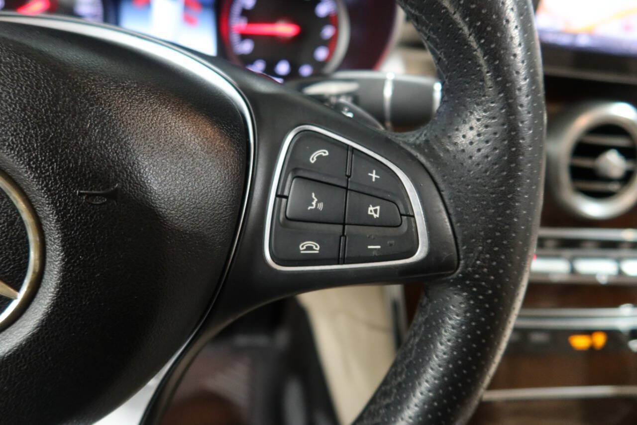 Used 2018 Mercedes-Benz GLC 300 image 34