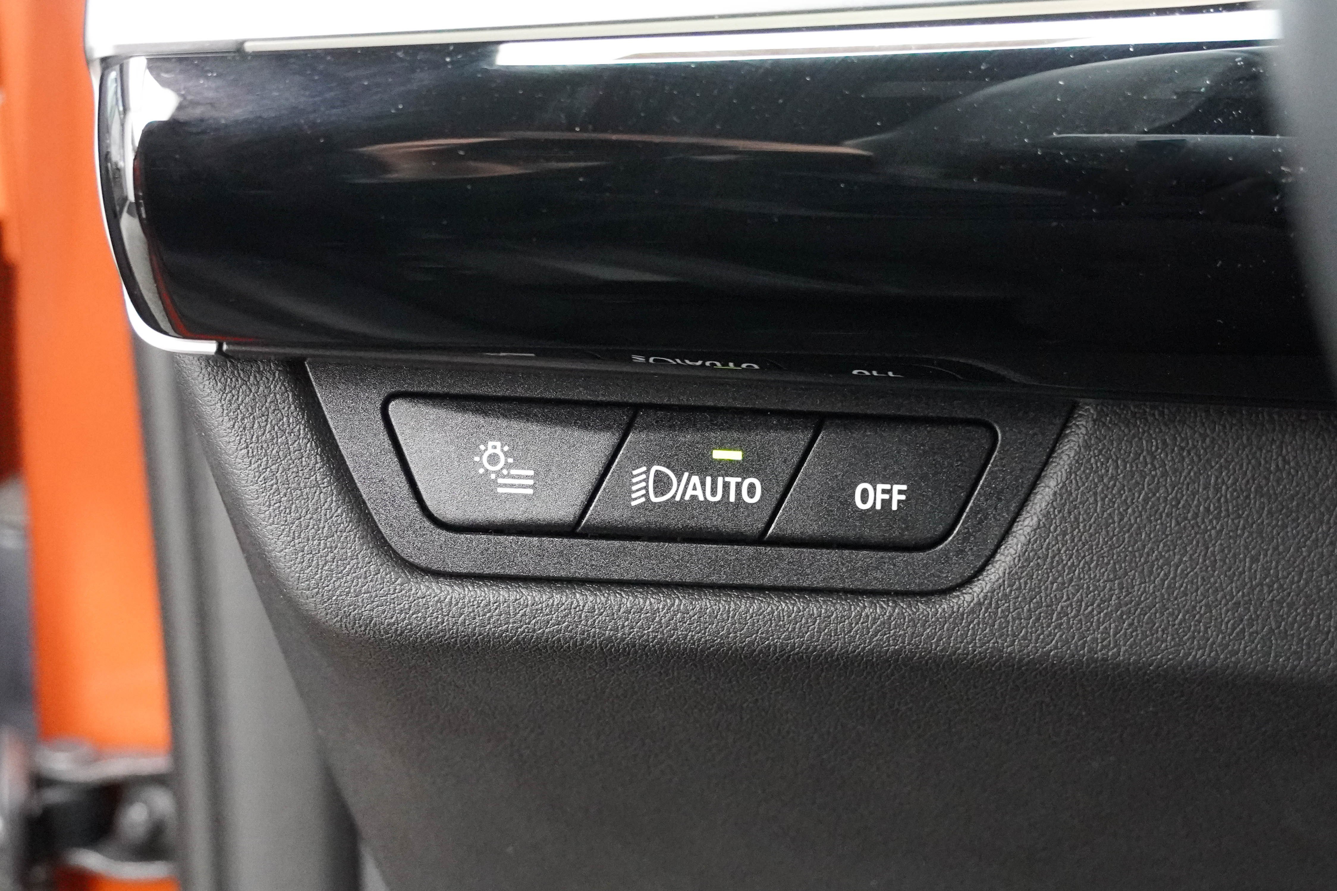 Certified 2025 BMW X2 xDrive28i image 16