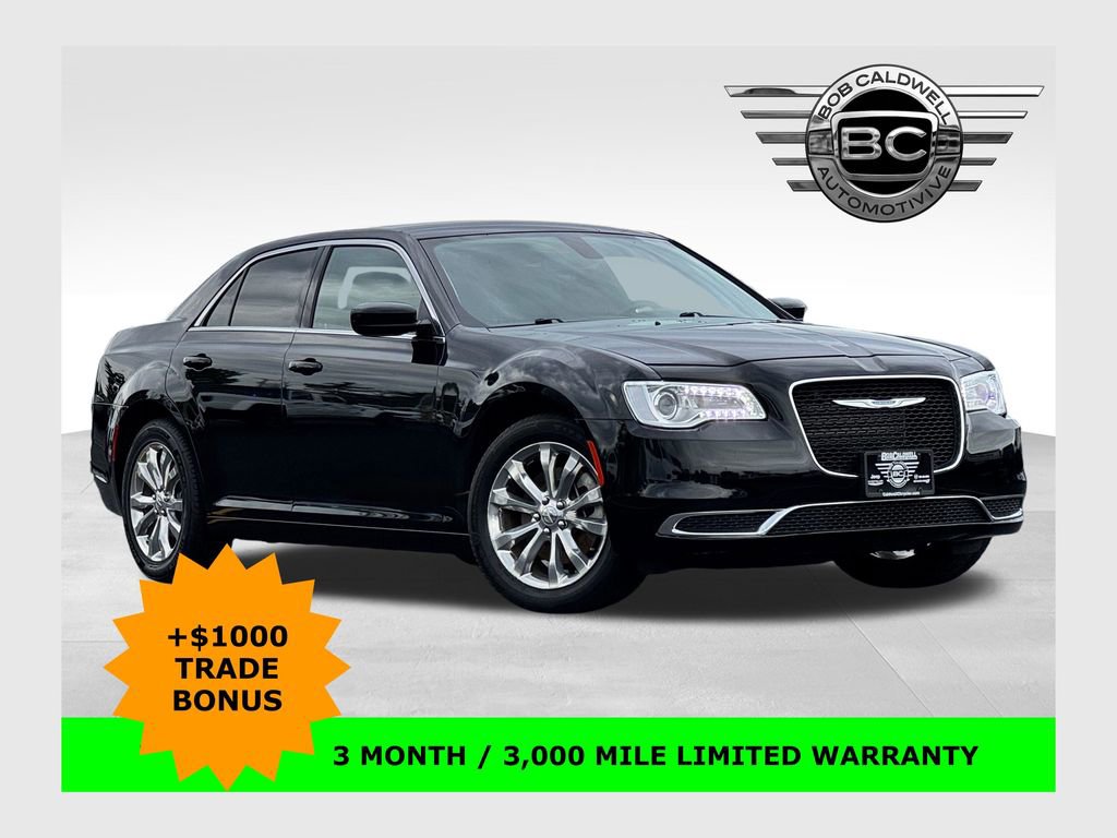 Used 2023 Chrysler 300 Touring AWD/4WD image 1