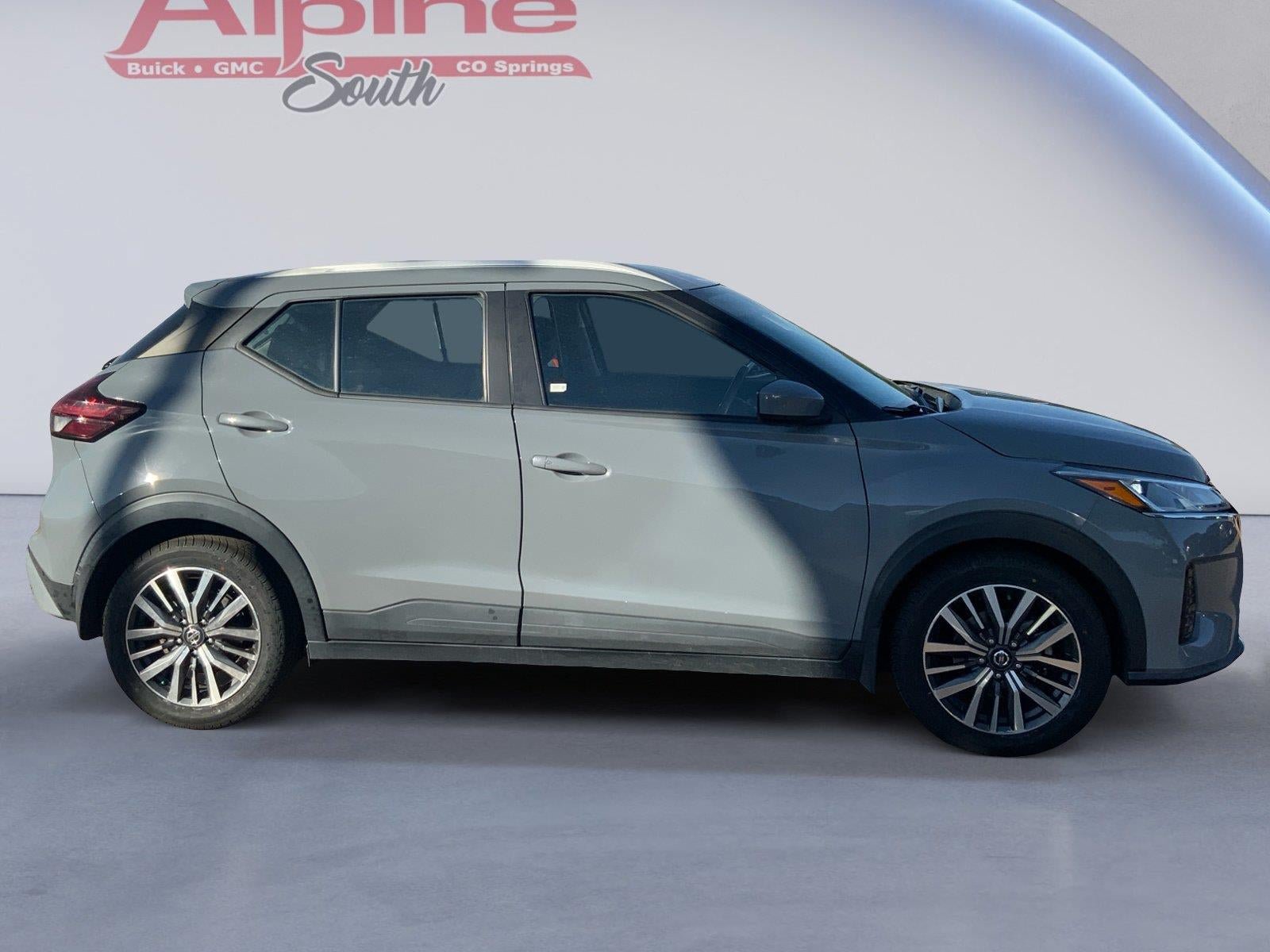 Used 2021 Nissan Kicks SV FWD image 6