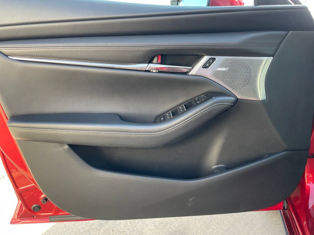 Certified 2021 MAZDA MAZDA3 s FWD image 17