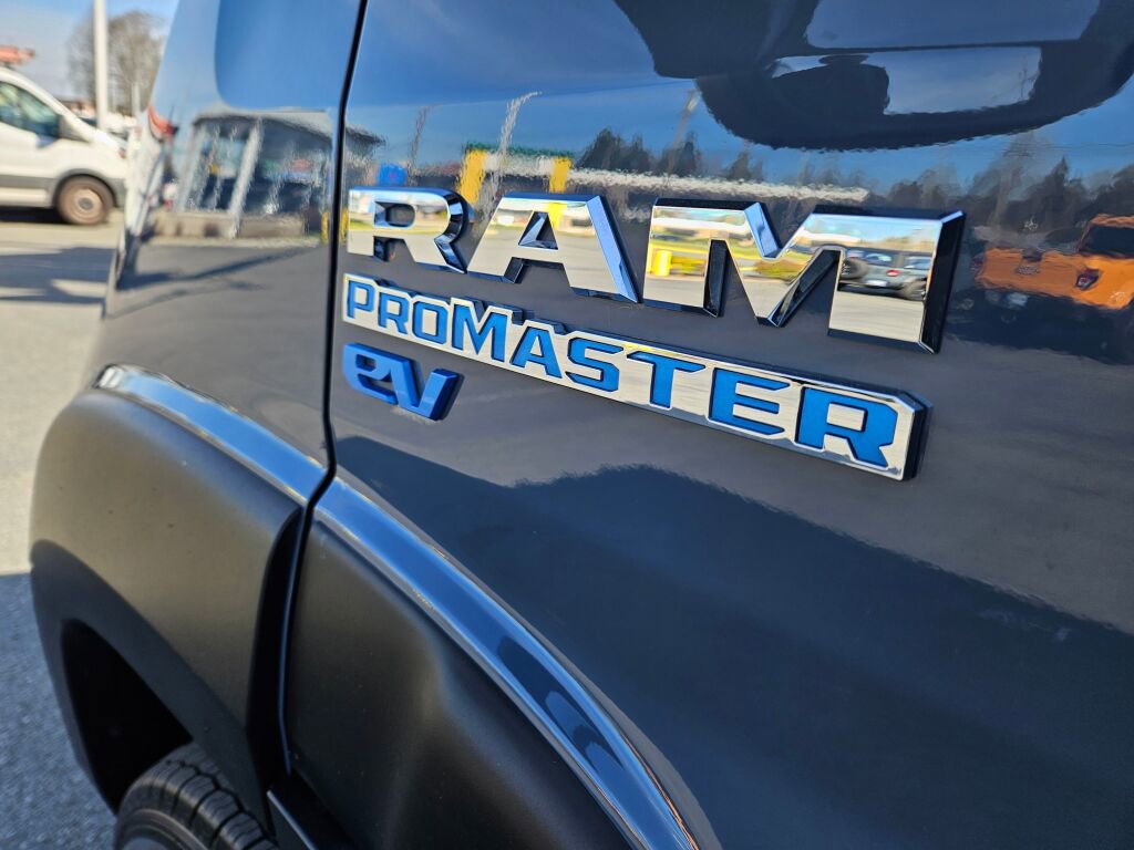 Used 2024 RAM ProMaster 3500 image 9