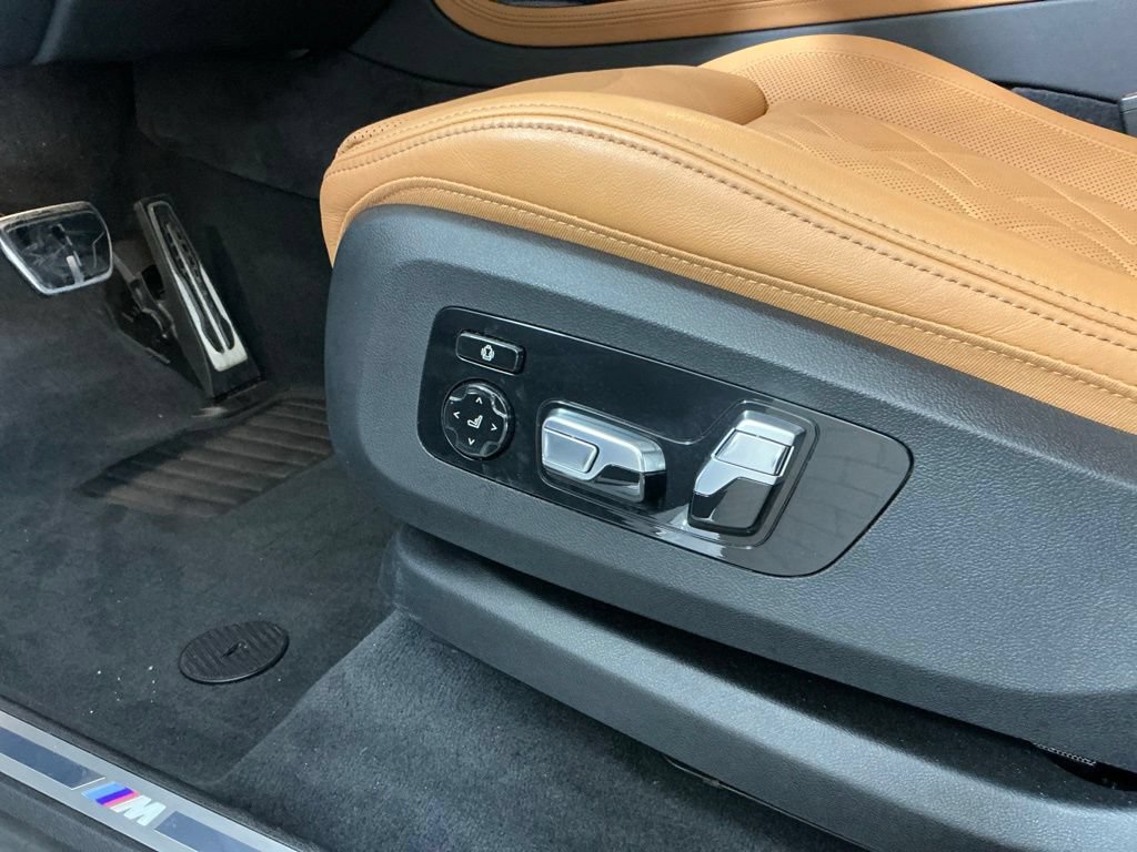 Certified 2024 BMW X7 xDrive40i w/ M Sport Package AWD/4WD image 20