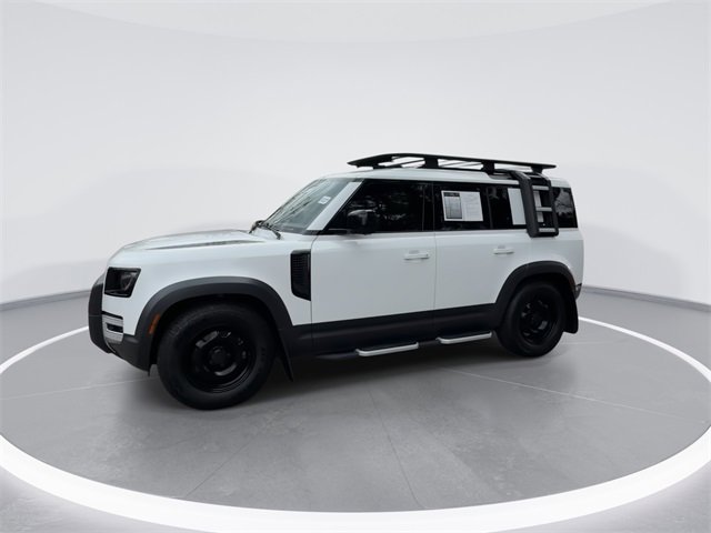 Used 2023 Land Rover Defender 110 S image 4