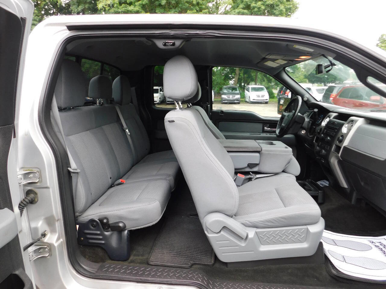 Used 2012 Ford F150 XLT w/ XLT Convenience Pkg image 28