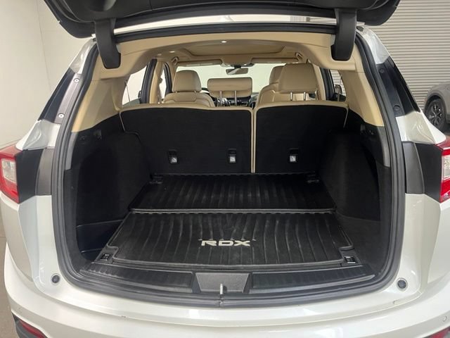 Used 2023 Acura RDX w/ Technology Package AWD/4WD image 17
