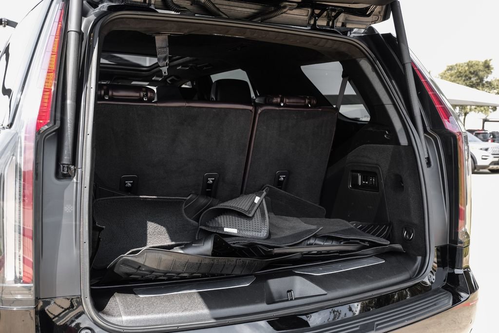 Used 2023 Cadillac Escalade V AWD/4WD image 74