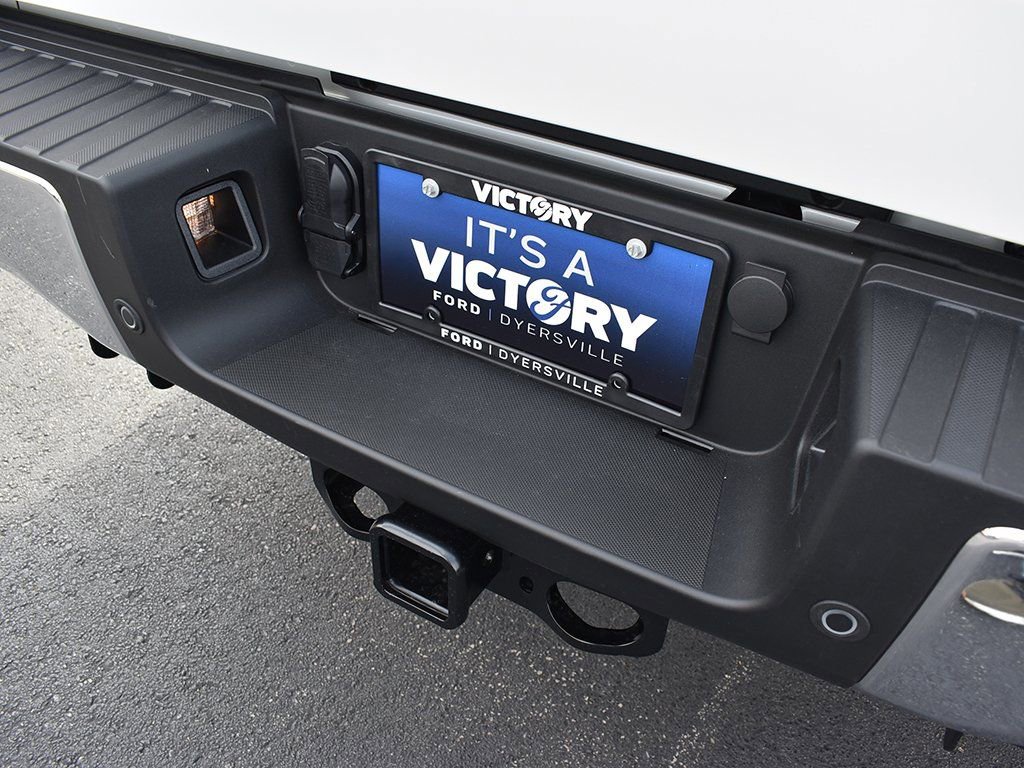 New 2026 Ford F250 Lariat w/ Chrome Package image 32